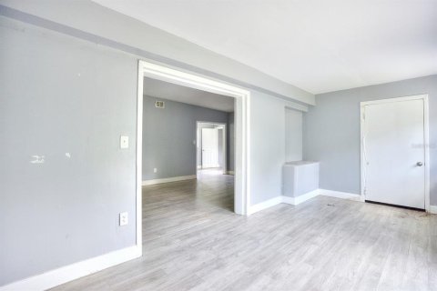 Villa ou maison à vendre à Orlando, Floride: 3 chambres, 148.36 m2 № 2202175 - photo 5