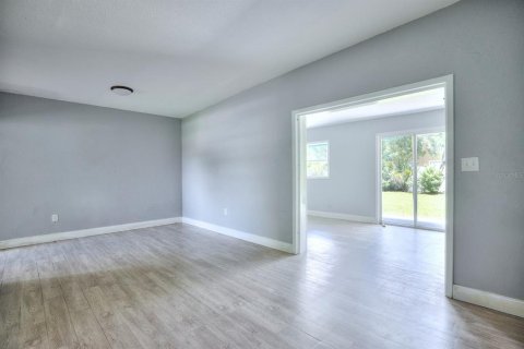 Villa ou maison à vendre à Orlando, Floride: 3 chambres, 148.36 m2 № 2202175 - photo 4