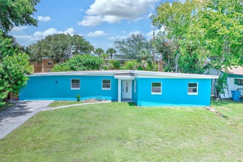 Villa ou maison à vendre à Orlando, Floride: 3 chambres, 148.36 m2 № 2202175 - photo 2