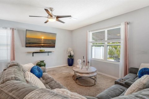 Casa en venta en Palmetto, Florida, 4 dormitorios, 209.96 m2 № 2213548 - foto 9