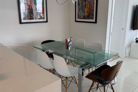 Купить кондоминиум в Майами, Флорида 2 спальни, 97.36м2, № 1934166 - фото 30