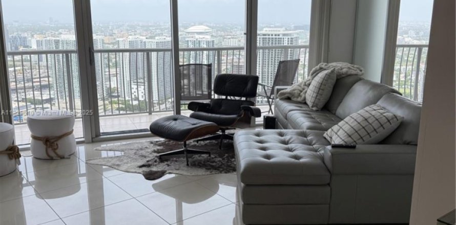 Condo à Miami, Floride, 2 chambres № 1934166