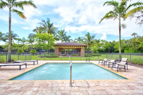 House in Boynton Beach, Florida 4 bedrooms, 307.69 sq.m. № 2190259 - photo 26