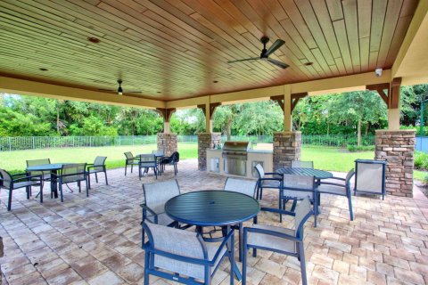 House in Boynton Beach, Florida 4 bedrooms, 307.69 sq.m. № 2190259 - photo 27