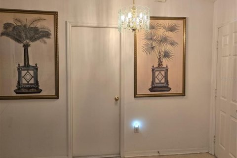 Купить виллу или дом в Спринг-Хилл, Флорида 7 комнат, 133.59м2, № 1903458 - фото 5