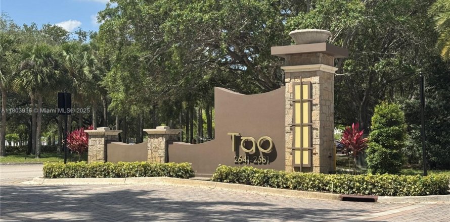 Condominio en Sunrise, Florida, 3 dormitorios  № 1875175