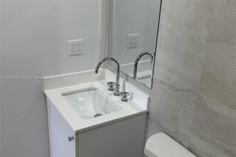 Купить виллу или дом в Майами, Флорида 3 спальни, 119.01м2, № 1986259 - фото 14