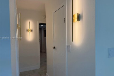 Снять в аренду кондоминиум в Санни-Айлс-Бич, Флорида 1 спальня, 92.9м2, № 2084454 - фото 28