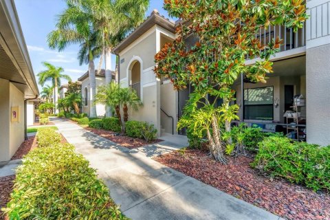 Copropriété à vendre à Bradenton, Floride: 2 chambres, 159.42 m2 № 1851135 - photo 16
