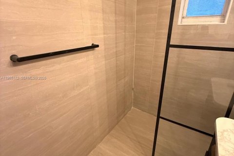 Apartamento en alquiler en Miami Beach, Florida, 1 dormitorio, 49.42 m2 № 2026490 - foto 9