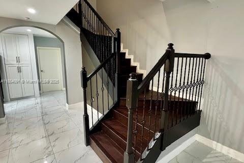 Adosado en alquiler en Fort Lauderdale, Florida, 3 dormitorios, 200.85 m2 № 1941187 - foto 2