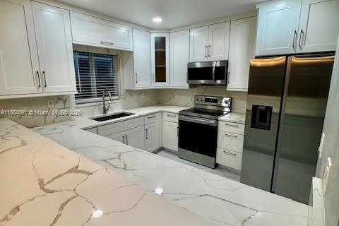 Adosado en alquiler en Fort Lauderdale, Florida, 3 dormitorios, 200.85 m2 № 1941187 - foto 6