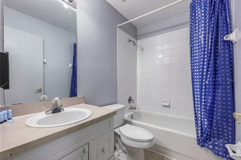 Townhouse in Davenport, Florida 3 bedrooms, 139.35 sq.m. № 2229167 - photo 7