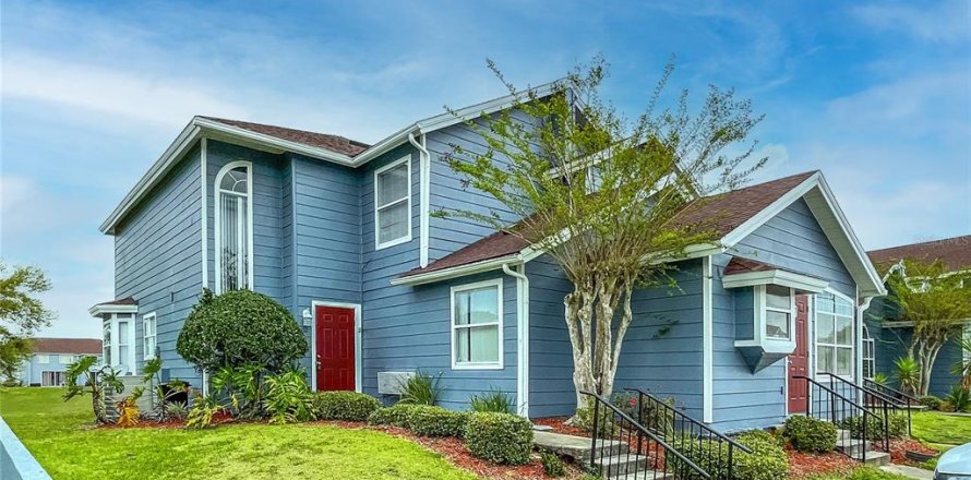Townhouse in Davenport, Florida 3 bedrooms, 139.35 sq.m. № 2229167
