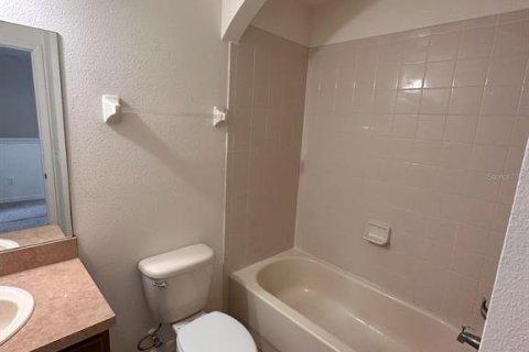 Townhouse in Orlando, Florida 3 bedrooms, 120.59 sq.m. № 1139981 - photo 5