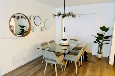 Casa en venta en Tamarac, Florida, 3 dormitorios, 135.17 m2 № 1696822 - foto 13
