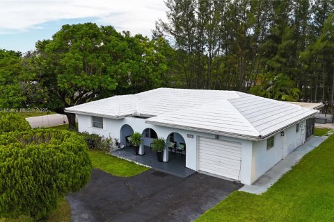 Casa en venta en Tamarac, Florida, 3 dormitorios, 135.17 m2 № 1696822 - foto 25