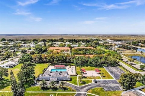 Casa en venta en Tamarac, Florida, 3 dormitorios, 135.17 m2 № 1696822 - foto 27