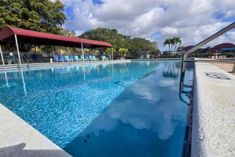 Casa en venta en Tamarac, Florida, 3 dormitorios, 135.17 m2 № 1696822 - foto 30