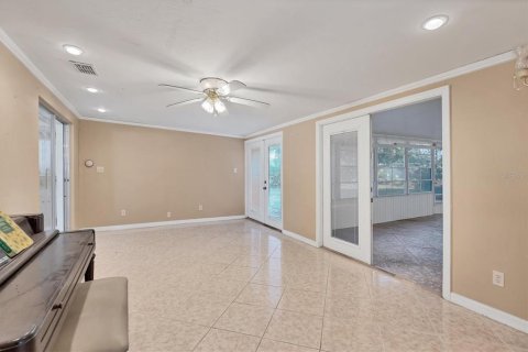 House in Lehigh Acres, Florida 3 bedrooms, 160.26 sq.m. № 1869748 - photo 13