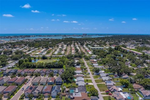 Casa en venta en Seminole, Florida, 3 dormitorios, 165.83 m2 № 1885706 - foto 5