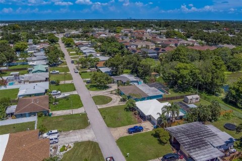 Casa en venta en Seminole, Florida, 3 dormitorios, 165.83 m2 № 1885706 - foto 19