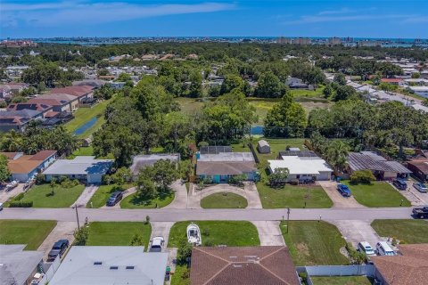 Casa en venta en Seminole, Florida, 3 dormitorios, 165.83 m2 № 1885706 - foto 20