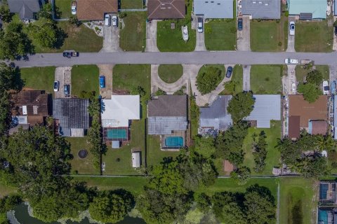 Casa en venta en Seminole, Florida, 3 dormitorios, 165.83 m2 № 1885706 - foto 3