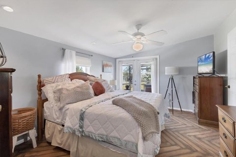 House in Port Charlotte, Florida 3 bedrooms, 135.27 sq.m. № 1571460 - photo 11