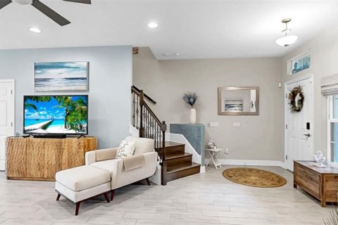 Adosado en venta en Bradenton, Florida, 3 dormitorios, 172.15 m2 № 1780235 - foto 9