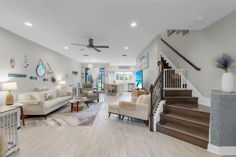 Adosado en venta en Bradenton, Florida, 3 dormitorios, 172.15 m2 № 1780235 - foto 8
