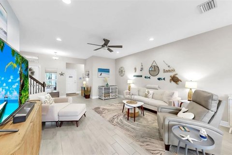 Adosado en venta en Bradenton, Florida, 3 dormitorios, 172.15 m2 № 1780235 - foto 6