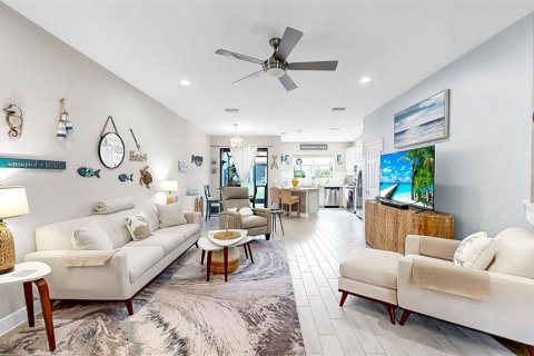 Adosado en venta en Bradenton, Florida, 3 dormitorios, 172.15 m2 № 1780235 - foto 4