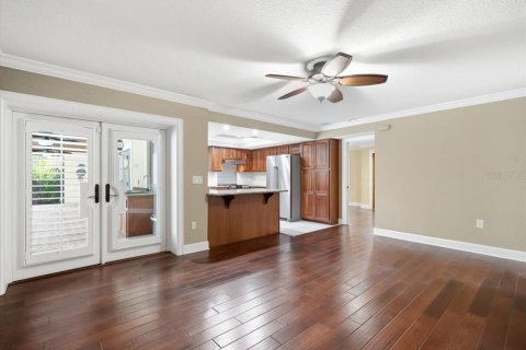 Casa en venta en Tampa, Florida, 4 dormitorios, 188.31 m2 № 2384462 - foto 26