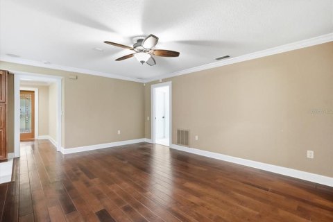 Casa en venta en Tampa, Florida, 4 dormitorios, 188.31 m2 № 2384462 - foto 28