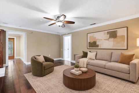 Casa en venta en Tampa, Florida, 4 dormitorios, 188.31 m2 № 2384462 - foto 10