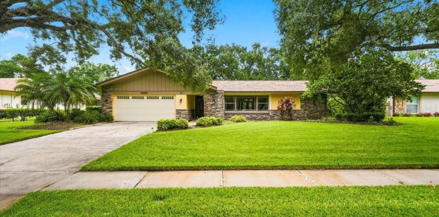 Casa en Tampa, Florida 4 dormitorios, 188.31 m2 № 2384462