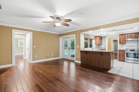 Casa en venta en Tampa, Florida, 4 dormitorios, 188.31 m2 № 2384462 - foto 27