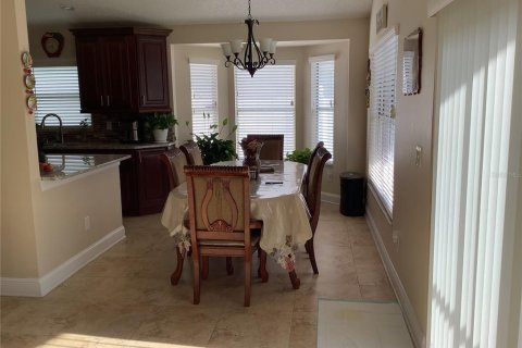 House in Orlando, Florida 3 bedrooms, 129.88 sq.m. № 2120168 - photo 21