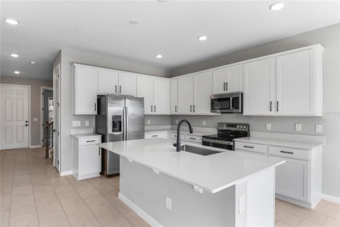 Casa en venta en Tavares, Florida, 5 dormitorios, 260.13 m2 № 1276899 - foto 19