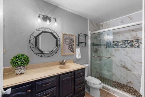 Condo in Tavares, Florida, 3 bedrooms  № 1853659 - photo 11