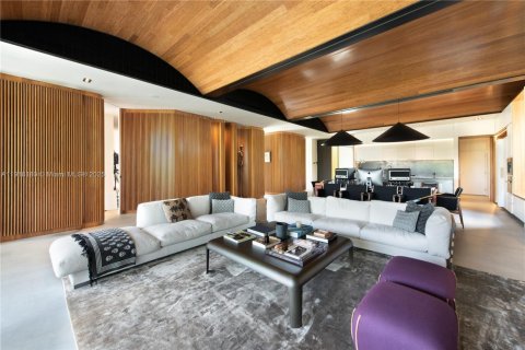 Casa en alquiler en Miami Beach, Florida, 3 dormitorios, 271.46 m2 № 1973011 - foto 18