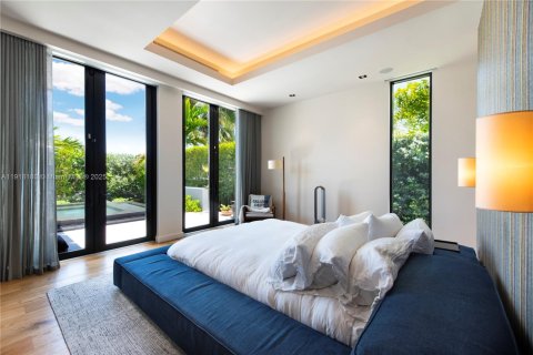 Casa en alquiler en Miami Beach, Florida, 3 dormitorios, 271.46 m2 № 1973011 - foto 24