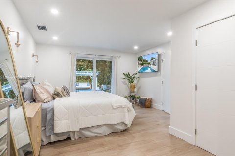 Casa en venta en Biscayne Park, Florida, 4 dormitorios, 84.73 m2 № 1945937 - foto 21