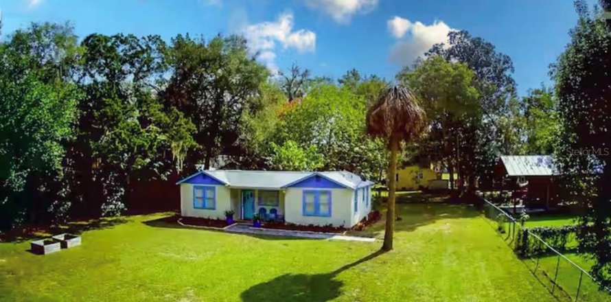House in Ocala, Florida 2 bedrooms, 84.08 sq.m. № 1795406