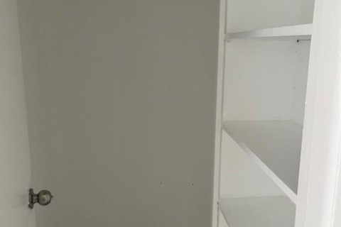 Appartement à louer à Hollywood, Floride: 1 chambre, 200.02 m2 № 2376272 - photo 5