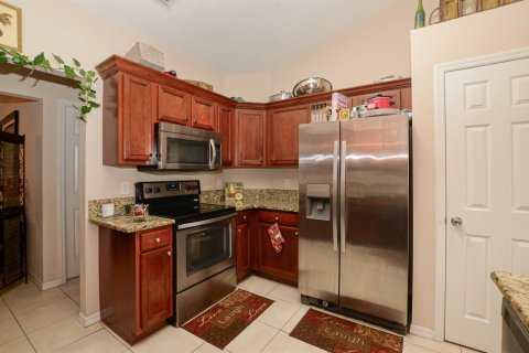 House in Port St. Lucie, Florida 3 bedrooms, 189.06 sq.m. № 2182760 - photo 22