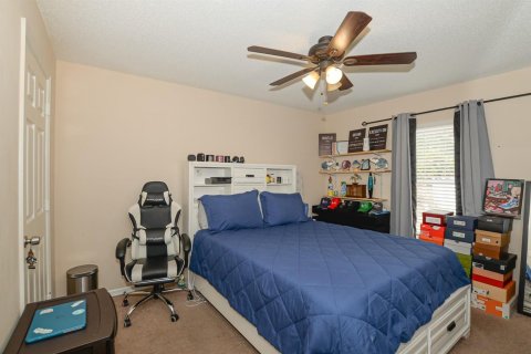 House in Port St. Lucie, Florida 3 bedrooms, 189.06 sq.m. № 2182760 - photo 12