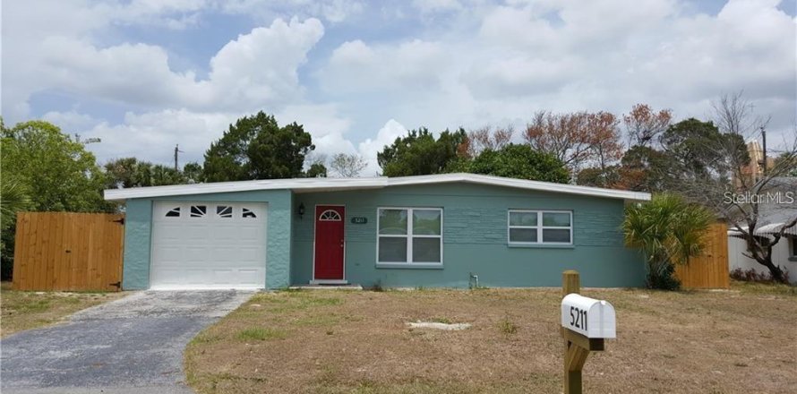 Villa ou maison à New Port Richey, Floride 2 chambres, 96.62 m2 № 1771597
