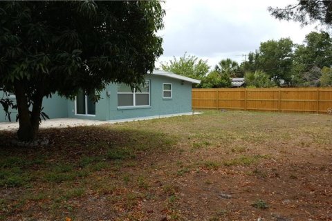Casa en alquiler en New Port Richey, Florida, 2 dormitorios, 96.62 m2 № 1771597 - foto 13